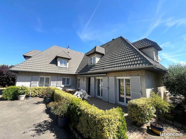 Maison 6 pièces 227 m²