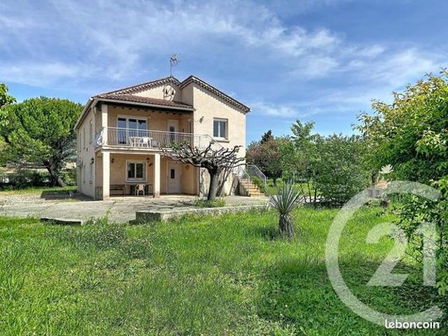 Maison 6 pièces 227 m²