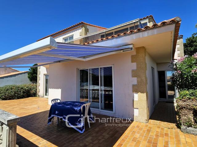 Maison 6 pièces 227 m²