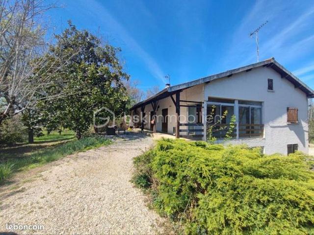 Maison 6 pièces 227 m²
