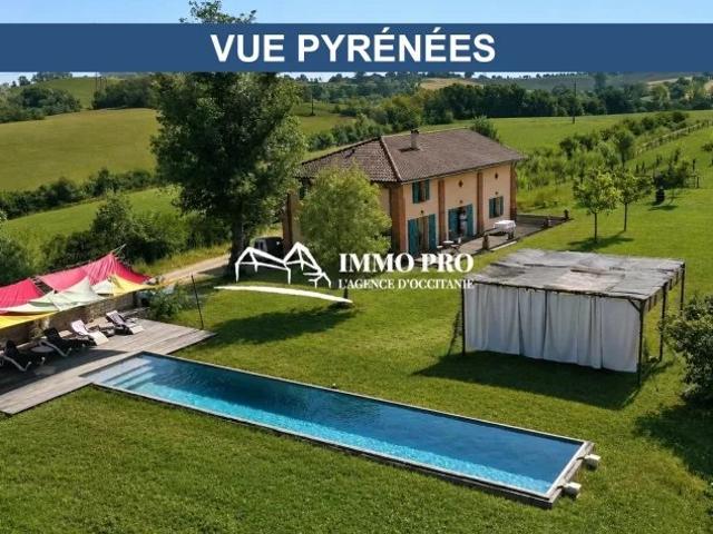 Maison 6 pièces 227 m²