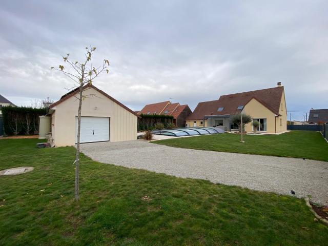 Maison 6 pièces 227 m²