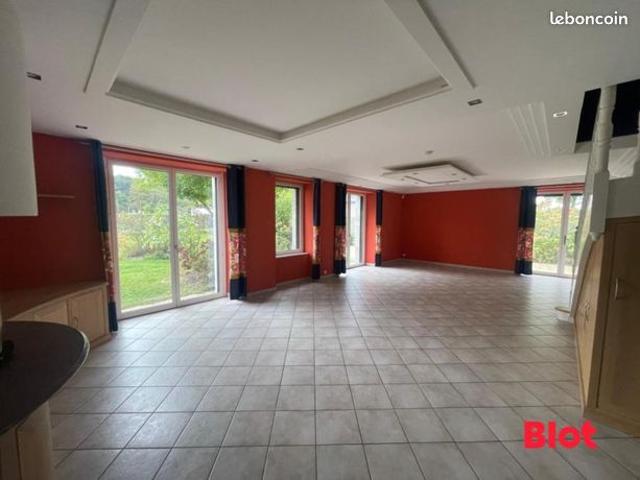 Maison 6 pièces 228 m²
