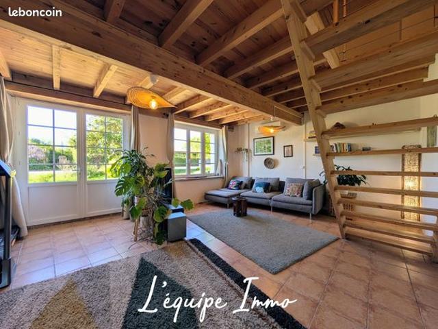 Maison 6 pièces 228 m²