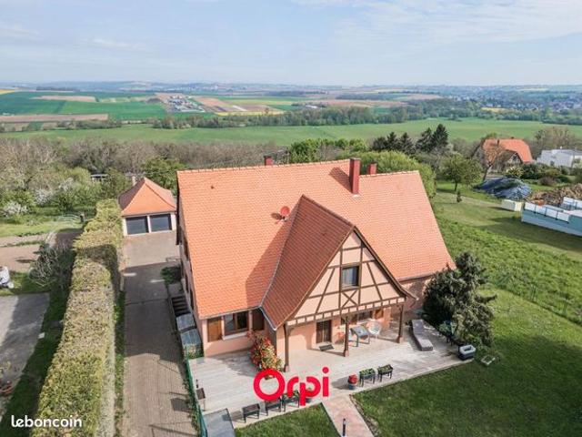 Maison 6 pièces 228 m²