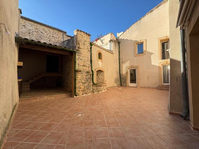 Maison 6 pièces 228 m²