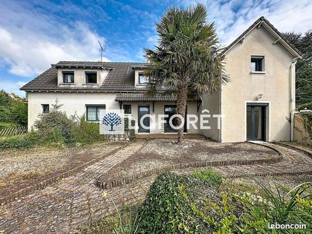 Maison 6 pièces 228 m²