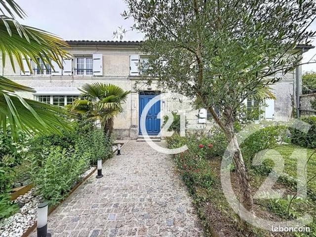 Maison 6 pièces 228 m²