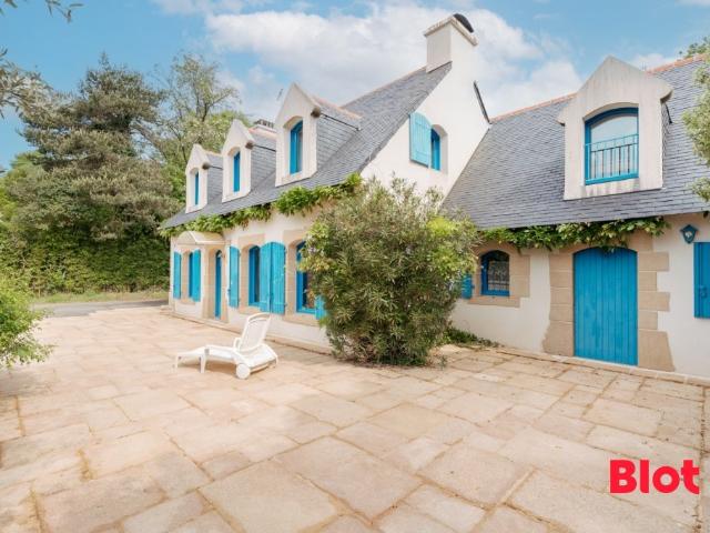 Maison 6 pièces 229 m²