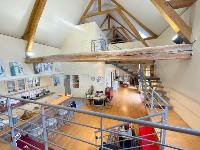 Maison 6 pièces 229 m²