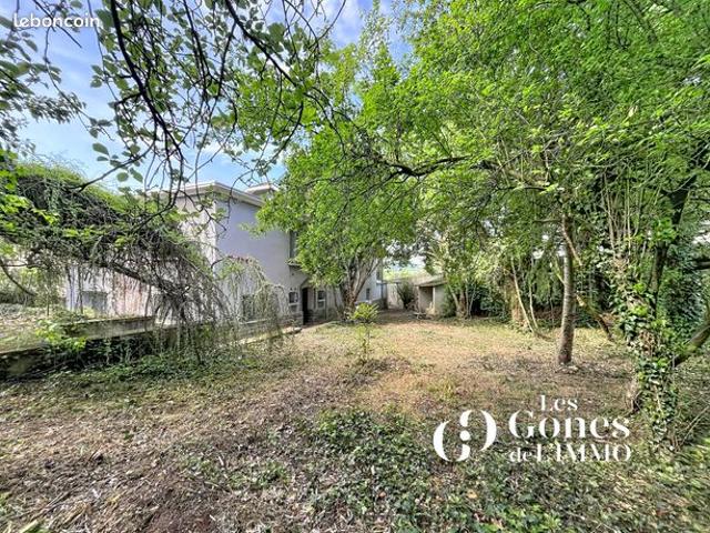 Maison 6 pièces 229 m²