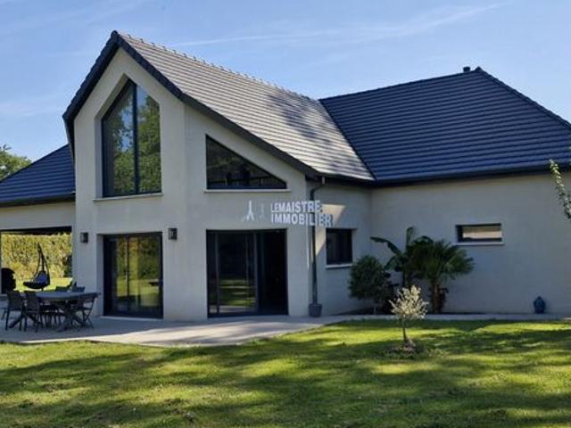 Maison 6 pièces 229 m²