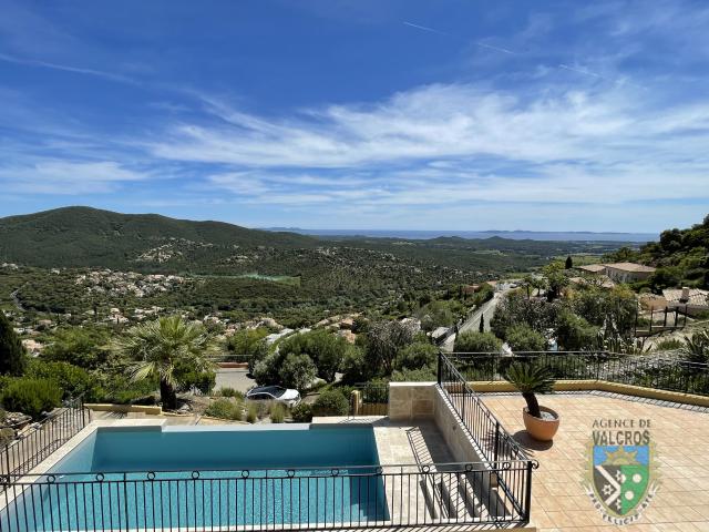 Maison 6 pièces 229 m²