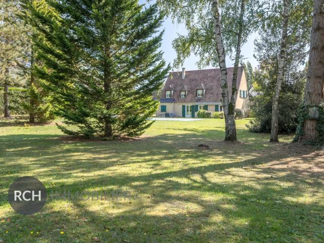 Maison 6 pièces 183 m²