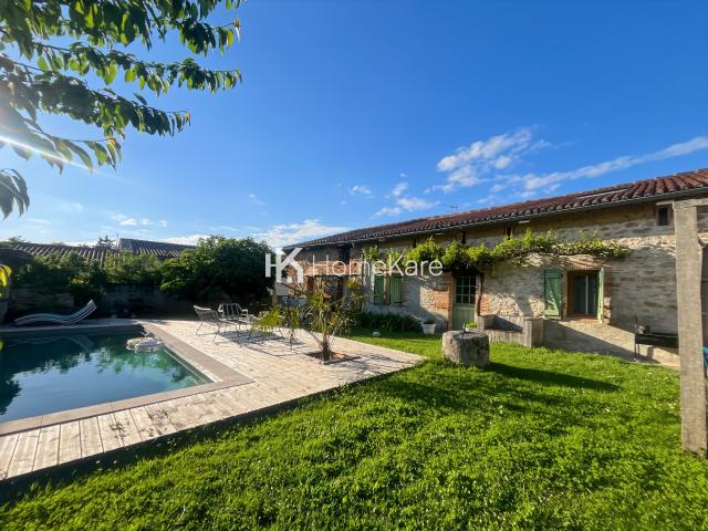 Maison 6 pièces 220 m²