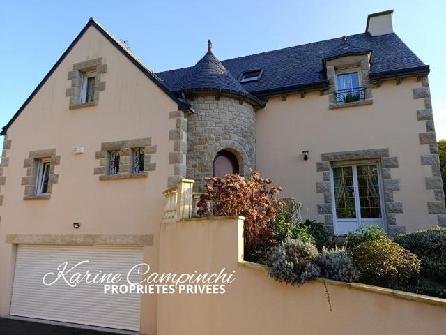 Maison 6 pièces 220 m²