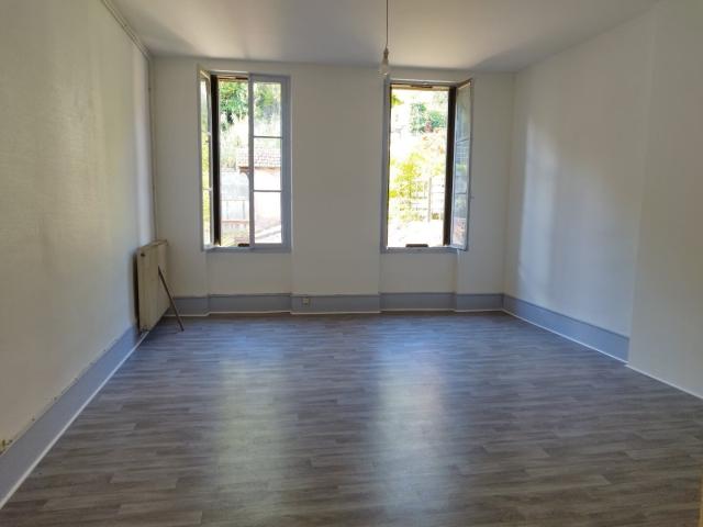 Maison 6 pièces 220 m²