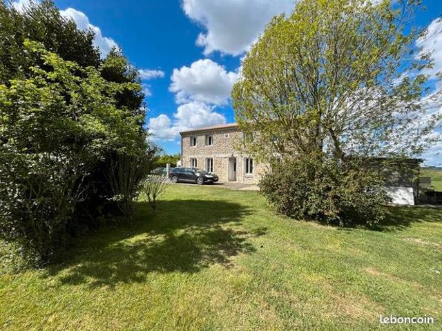 Maison 6 pièces 220 m²