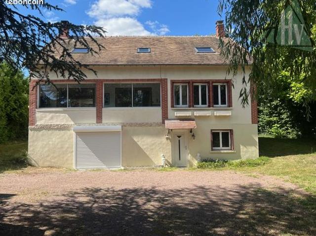 Maison 6 pièces 220 m²