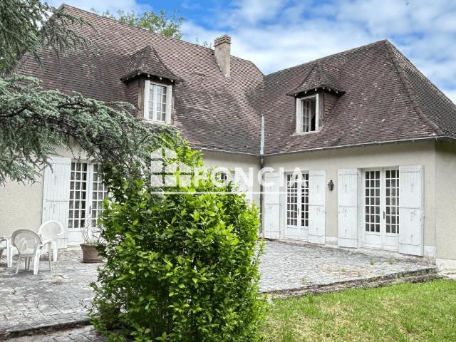Maison 6 pièces 220 m²