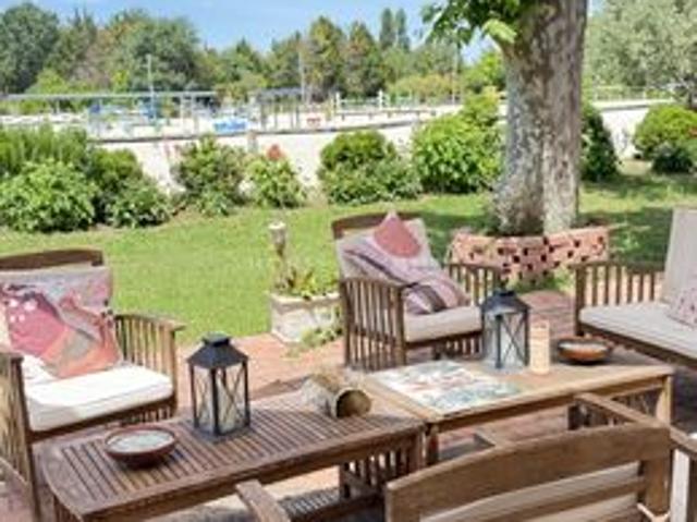Maison 6 pièces 220 m²