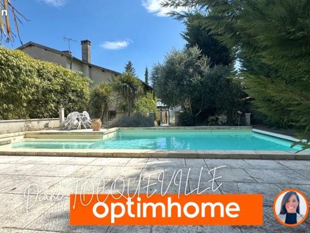 Maison 6 pièces 220 m²