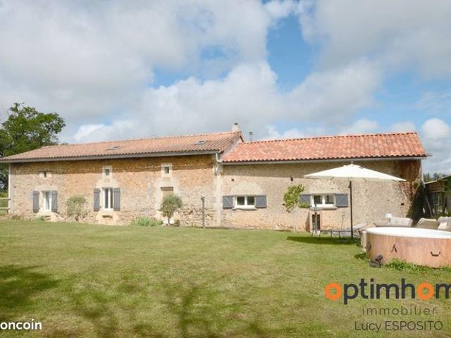 Maison 6 pièces 220 m²