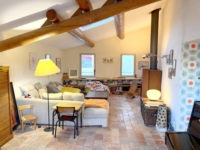 Maison 6 pièces 220 m²
