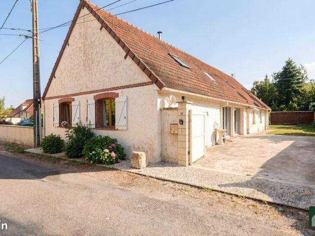 Maison 6 pièces 220 m²