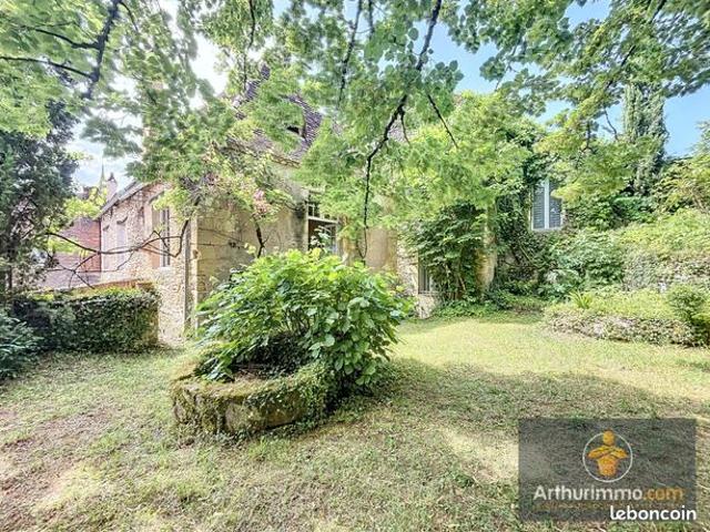 Maison 6 pièces 220 m²