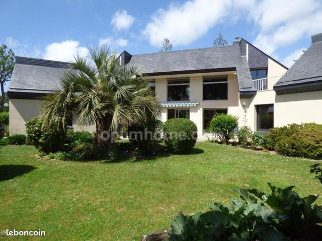 Maison 6 pièces 220 m²