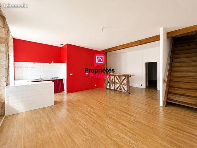 Maison 6 pièces 220 m²