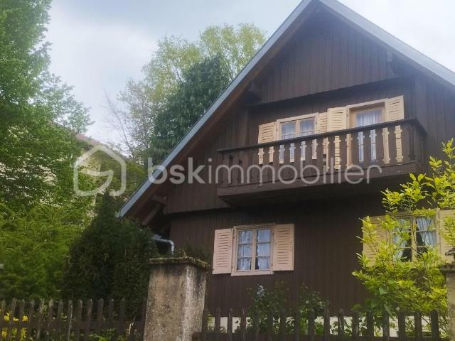 Maison 6 pièces 220 m²