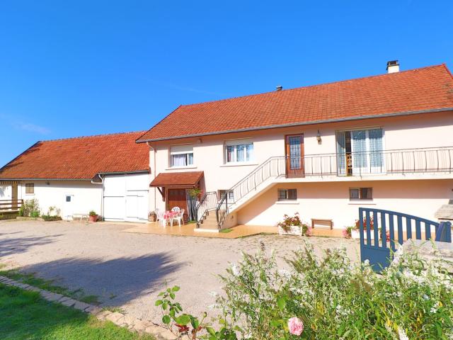 Maison 6 pièces 220 m²