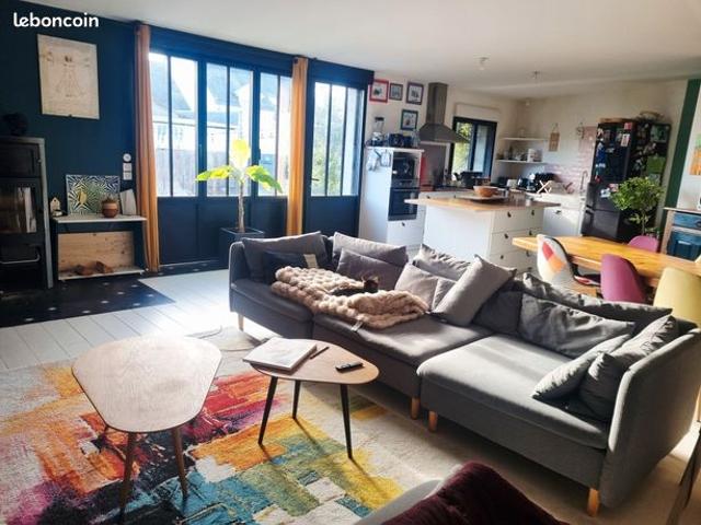 Maison 6 pièces 220 m²
