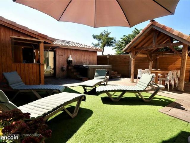 Maison 6 pièces 220 m²