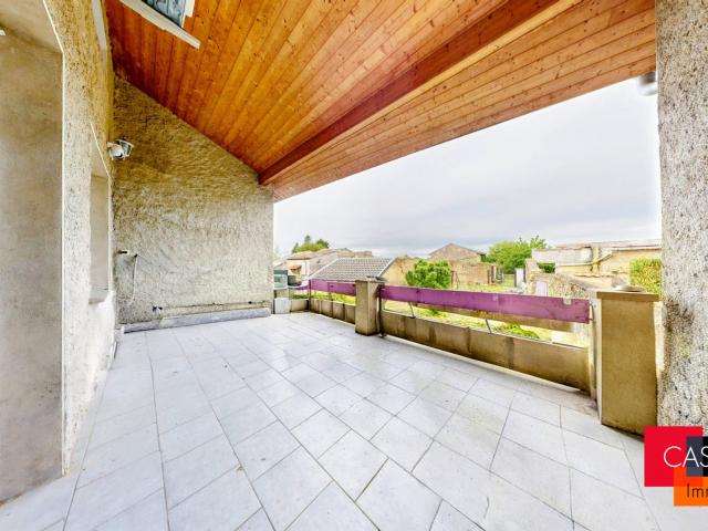 Maison 6 pièces 220 m²