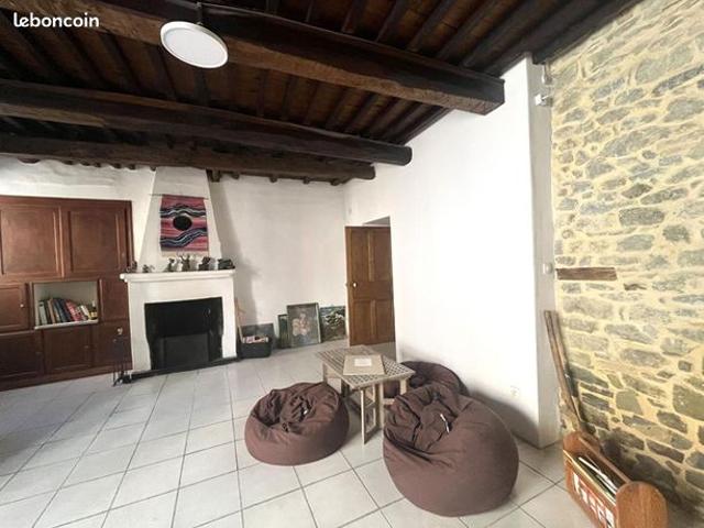 Maison 6 pièces 220 m²