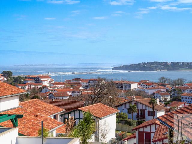 Maison 6 pièces 220 m²