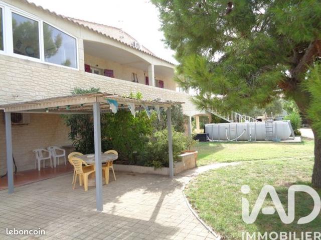 Maison 6 pièces 220 m²
