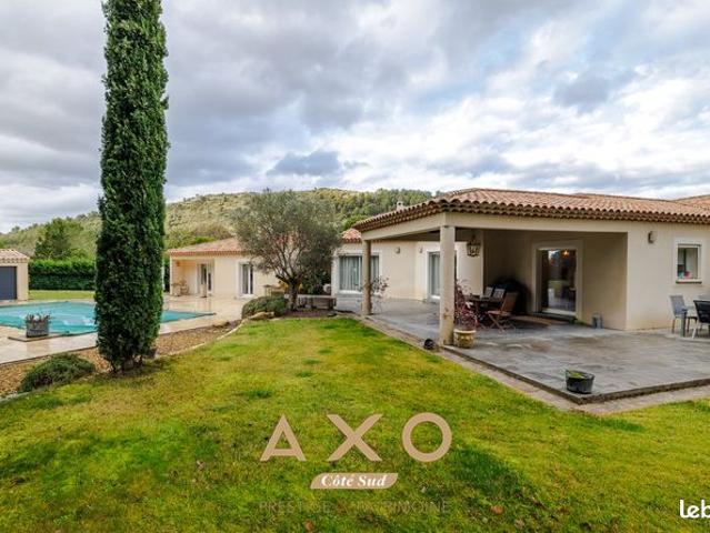 Maison 6 pièces 220 m²