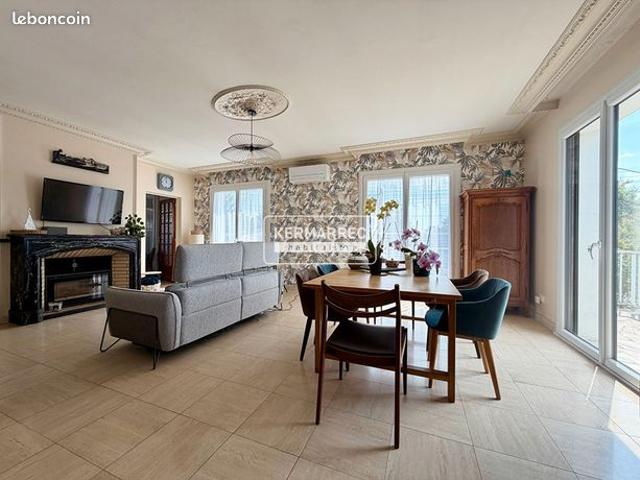 Maison 6 pièces 220 m²