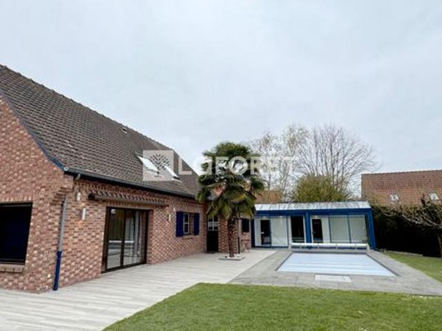 Maison 6 pièces 220 m²