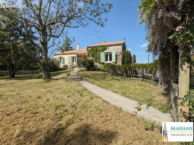 Maison 6 pièces 220 m²