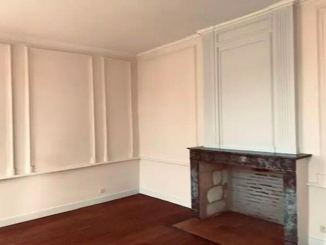 Maison 6 pièces, 220 m² à louer à Castets et Castillon 33210