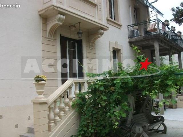 Maison 6 pièces 221 m²
