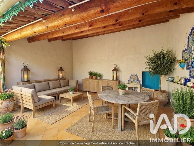Maison 6 pièces 221 m²