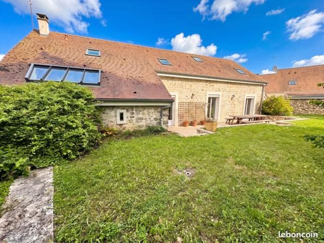 Maison 6 pièces 222 m²