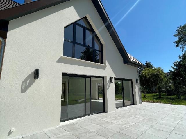 Maison 6 pièces 222 m²