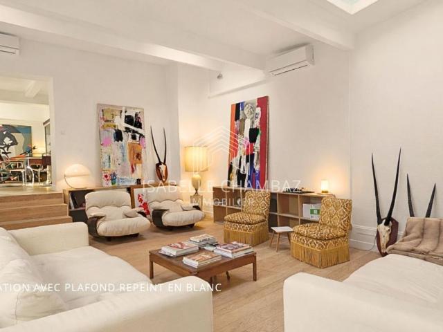 Maison 6 pièces 222 m²